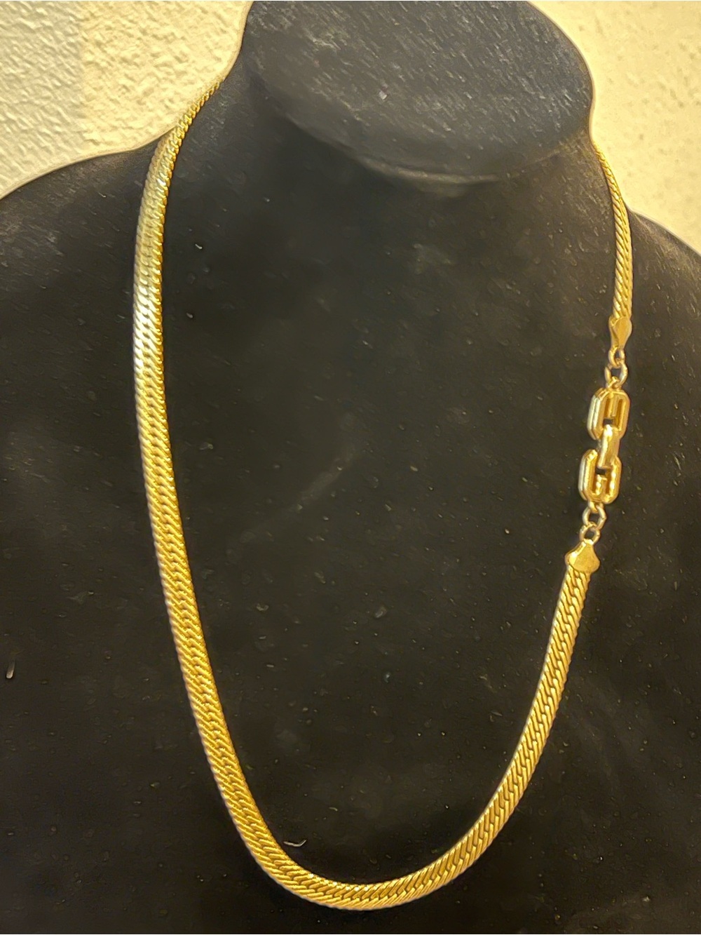 Givenchy Gold-Tone Women’s Chain Necklace - Classic Herringbone Style 24”